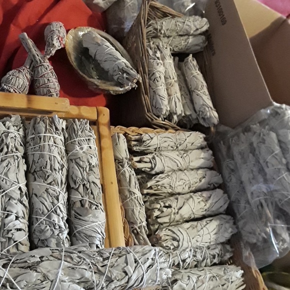 5" white Sage smudge stick - Picture 4 of 8